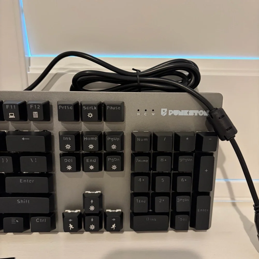 NIB Punkston TK-104 Black Mechanical Gaming Keyboard With Red Lights
